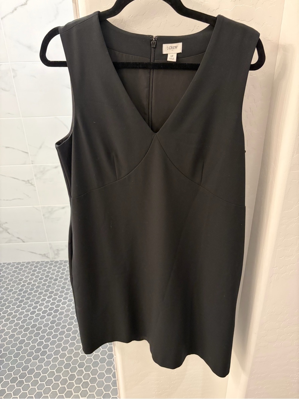 J. Crew Black V-Neck Sleeveless Shift Dress